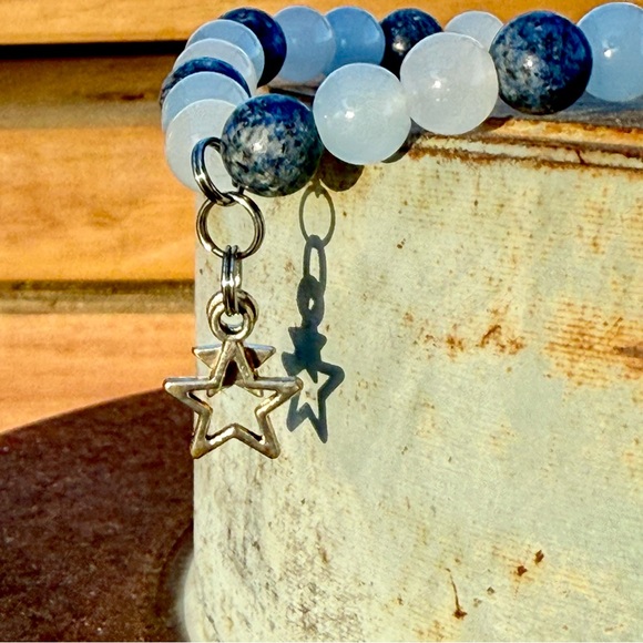 Brand New Gemstone Bracelet Sodalite, Clear Quartz and Angelite with star charms - Picture 5 of 5